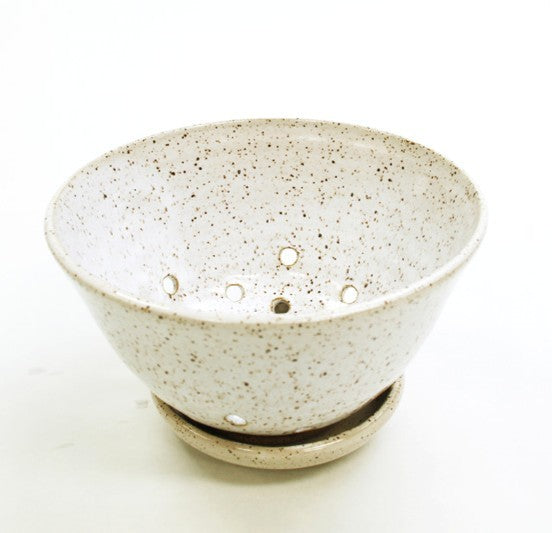 Berry Colander -White