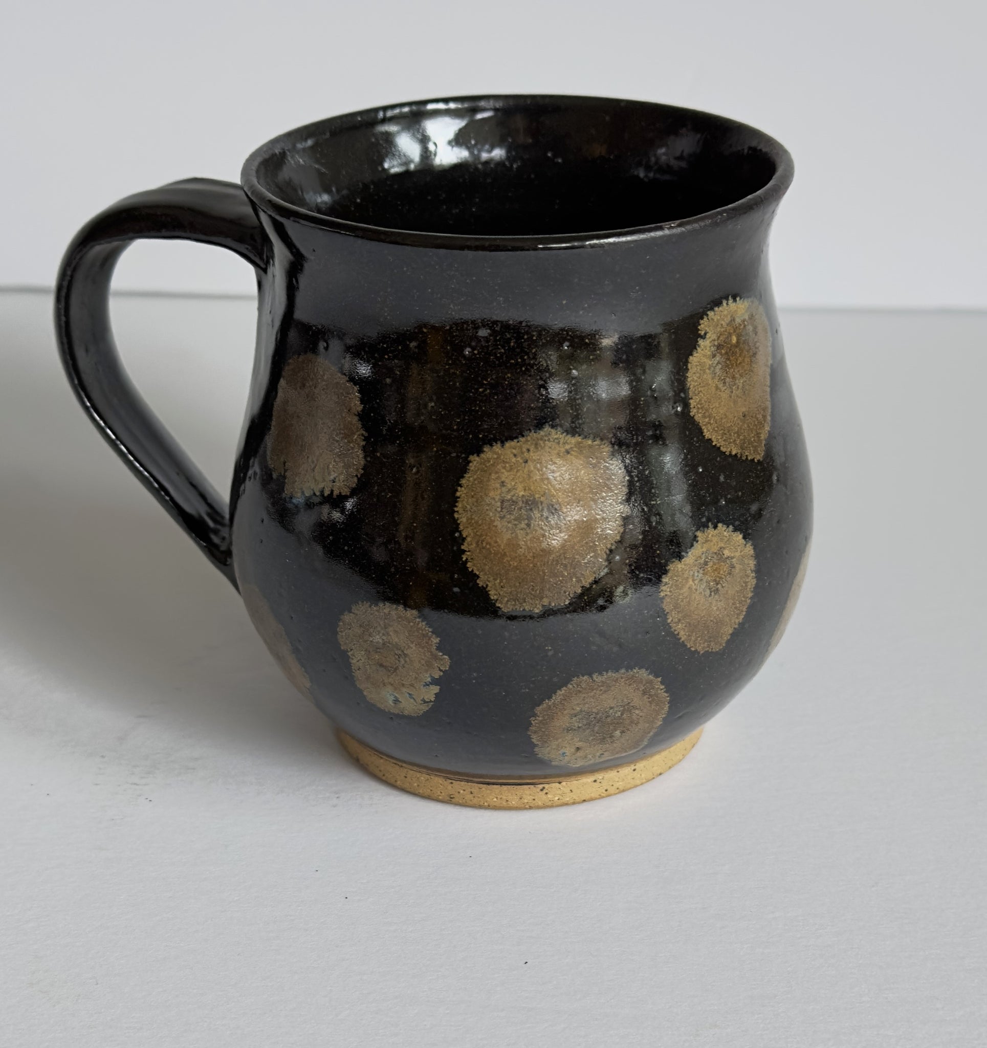Black and Gold Spotted Mug