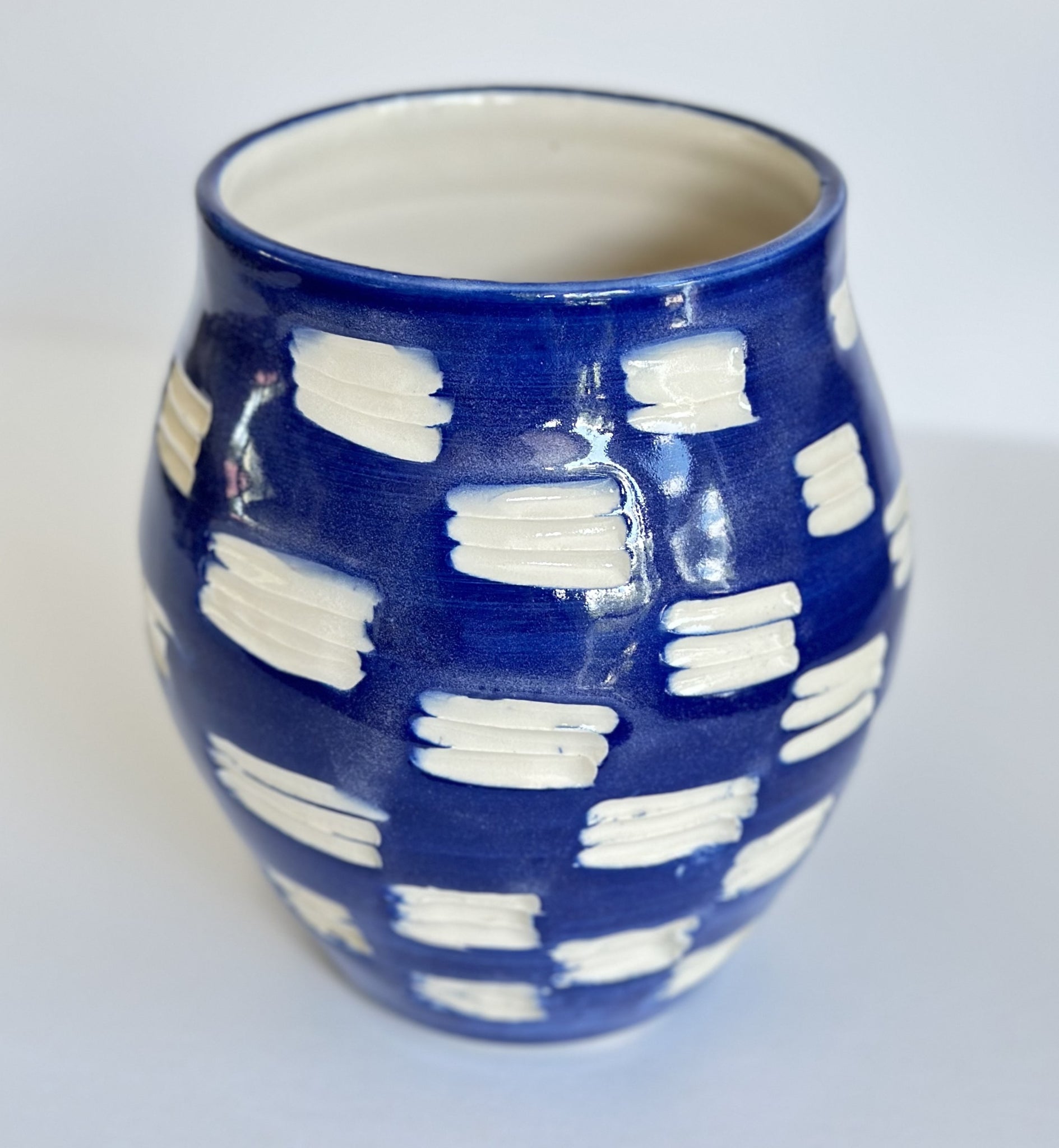Bright Blue Vase - Linear